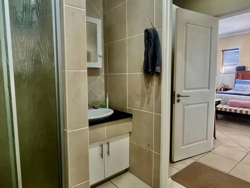 3 Bedroom Property for Sale in Fraaiuitsig Western Cape